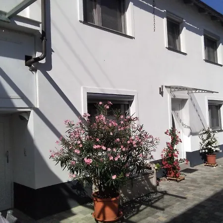 Διαμέρισμα Fam. Bisgen Niederkirchen bei Deidesheim